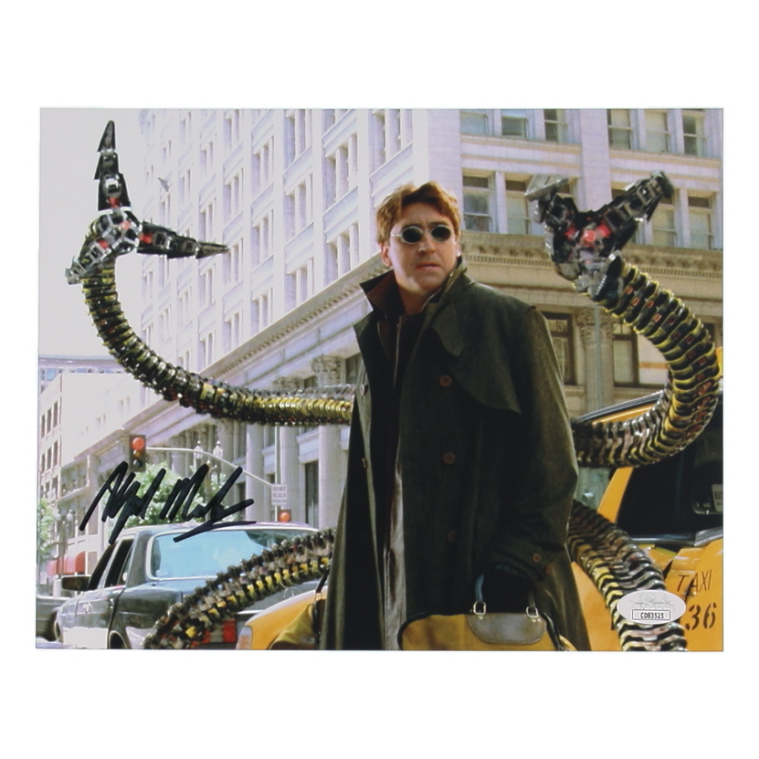 Alfred Molina Signed "Spider-Man 2" 8x10 Photo (JSA) at PristineAuction.com Alfred Molina Signed "Spider-Man 2" 8x10 Photo (JSA) at PristineAuction.com