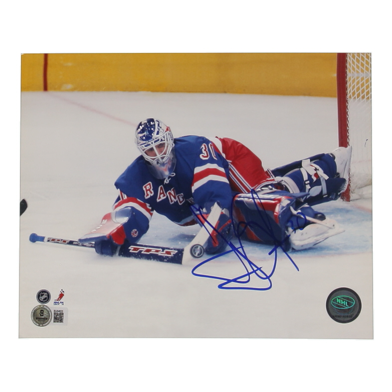 Henrik Lundqvist Signed Rangers 8x10 Photo (Beckett) at PristineAuction.com Henrik Lundqvist Signed Rangers 8x10 Photo (Beckett) at PristineAuction.com