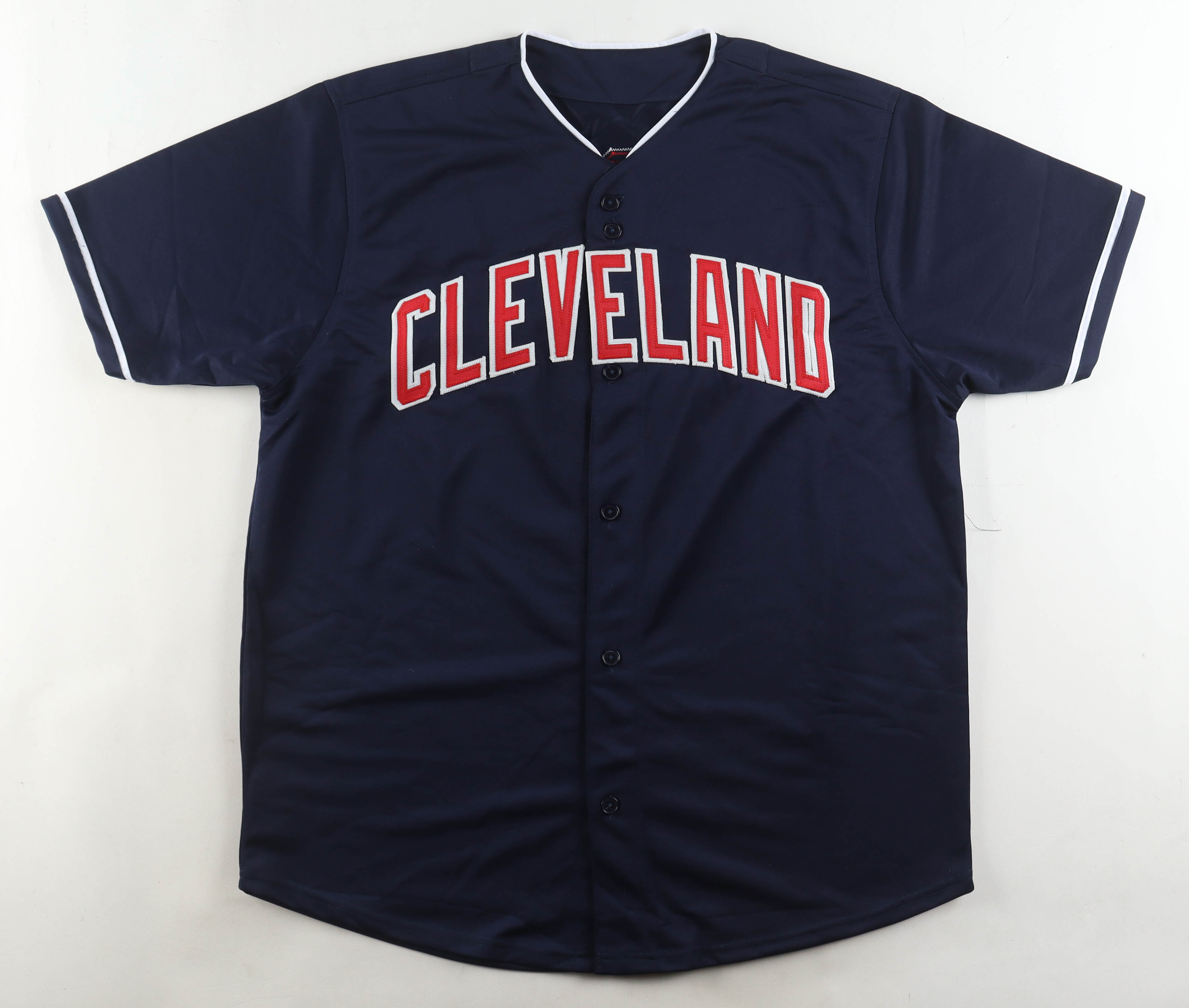 Omar Vizquel Signed Jersey (Beckett) at PristineAuction.com Omar Vizquel Signed Jersey (Beckett) at PristineAuction.com