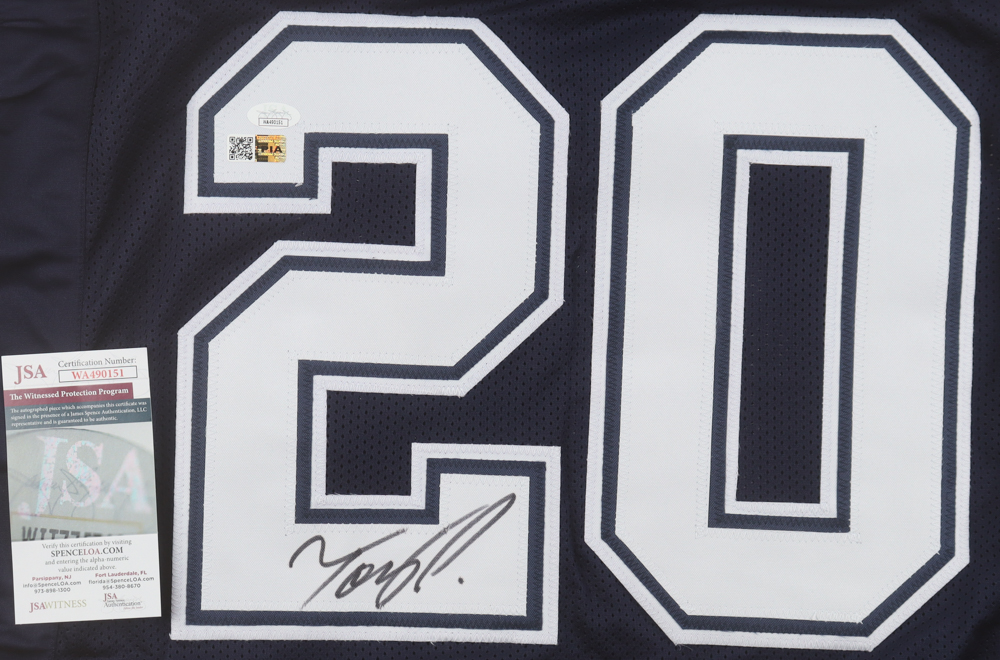 Tony Pollard Signed Jersey (JSA) at PristineAuction.com Tony Pollard Signed Jersey (JSA) at PristineAuction.com
