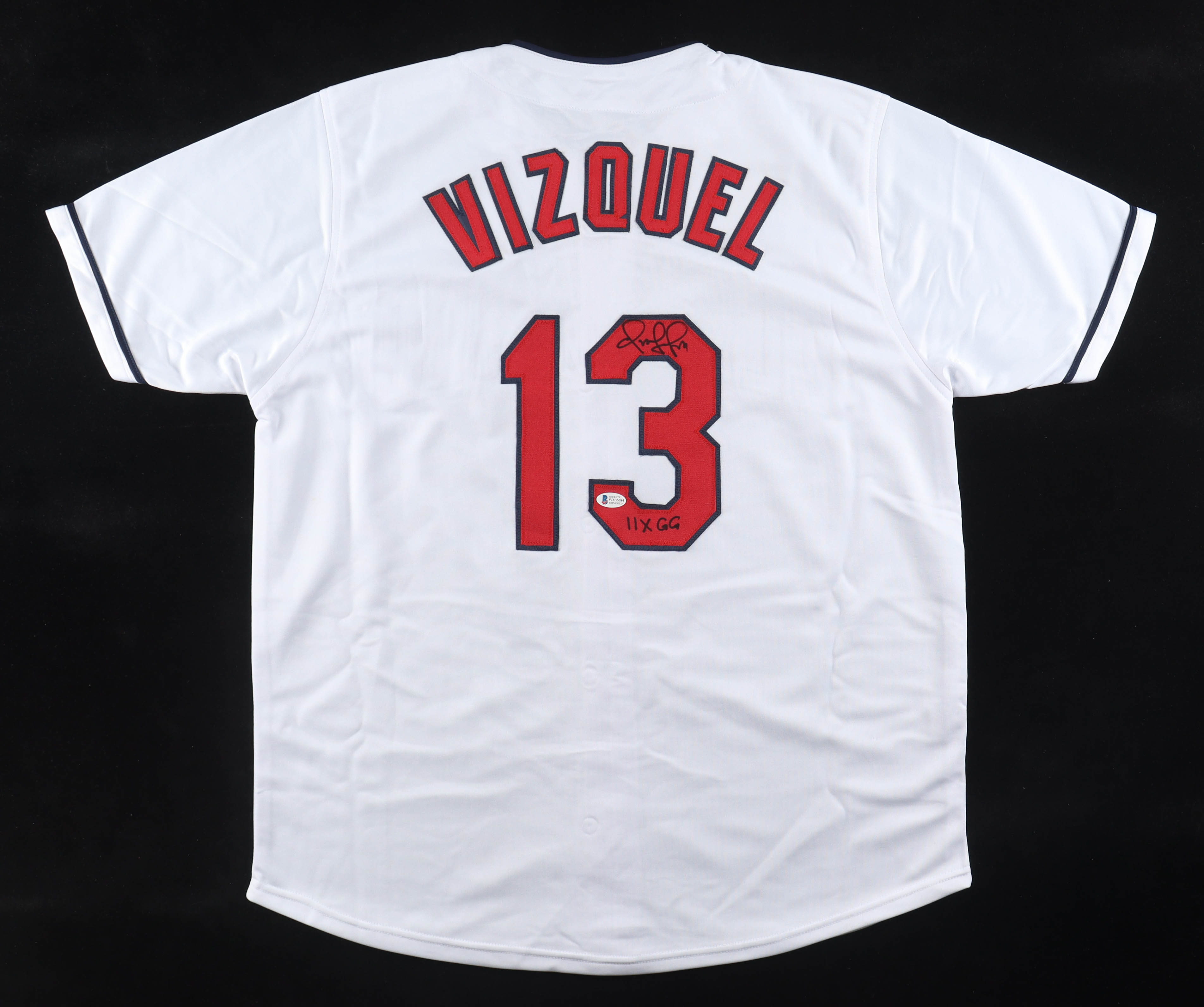 Omar Vizquel Signed Jersey Inscribed "11x GG" (Beckett) at PristineAuction.com Omar Vizquel Signed Jersey Inscribed "11x GG" (Beckett) at PristineAuction.com