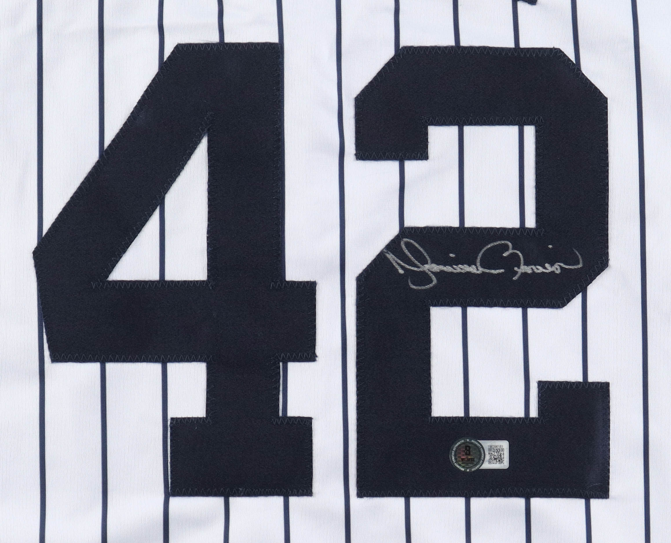 Mariano Rivera Signed Jersey (Beckett) at PristineAuction.com Mariano Rivera Signed Jersey (Beckett) at PristineAuction.com