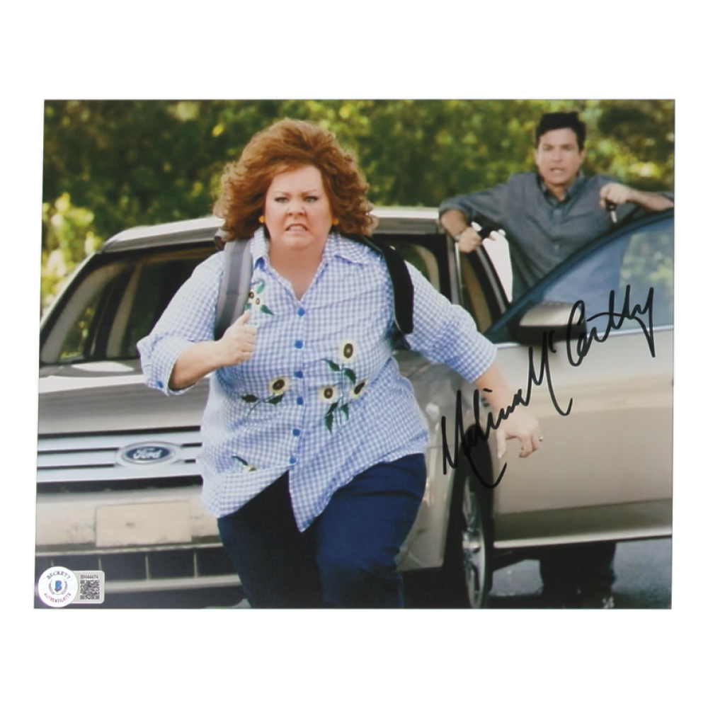 Melissa McCarthy Signed 8x10 Photo (Beckett) | Pristine Auction