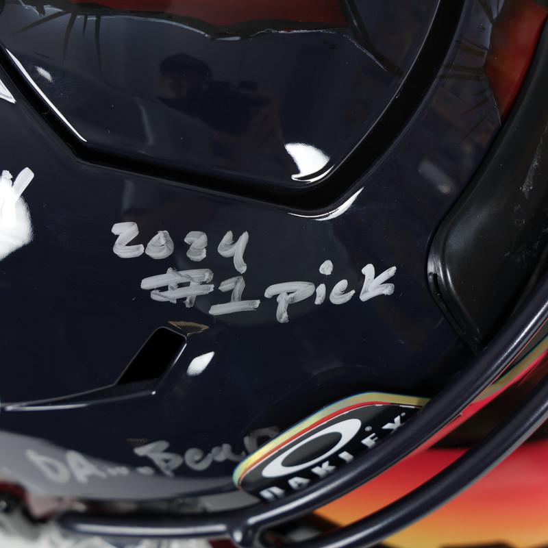 Caleb Williams Signed Bears / USC Trojans Full-Size Authentic On-Field Custom Painted Speedflex Helmet Inscribed "2024 #1 Pick" & "Da.. Bears" (Fanatics) at PristineAuction.com Caleb Williams Signed Bears / USC Trojans Full-Size Authentic On-Field Custom Painted Speedflex Helmet Inscribed "2024 #1 Pick" & "Da.. Bears" (Fanatics) at PristineAuction.com