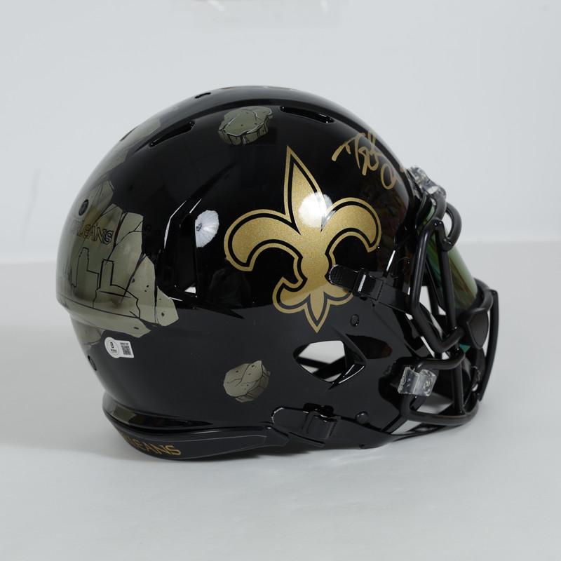 Drew Brees Signed Saints Full-Size Authentic On-Field Custom Painted Speed Helmet (Beckett) at PristineAuction.com Drew Brees Signed Saints Full-Size Authentic On-Field Custom Painted Speed Helmet (Beckett) at PristineAuction.com