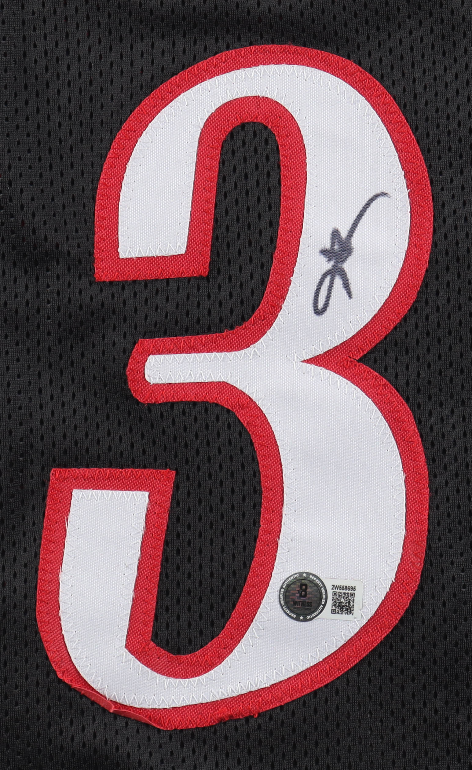 Allen Iverson Signed Jersey (Beckett) at PristineAuction.com Allen Iverson Signed Jersey (Beckett) at PristineAuction.com
