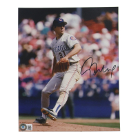 Greg Maddux Signed Cubs 8x10 Photo (Beckett) at PristineAuction.com