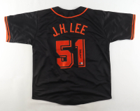 Jung-Hoo Lee Signed Jersey (Beckett) at PristineAuction.com