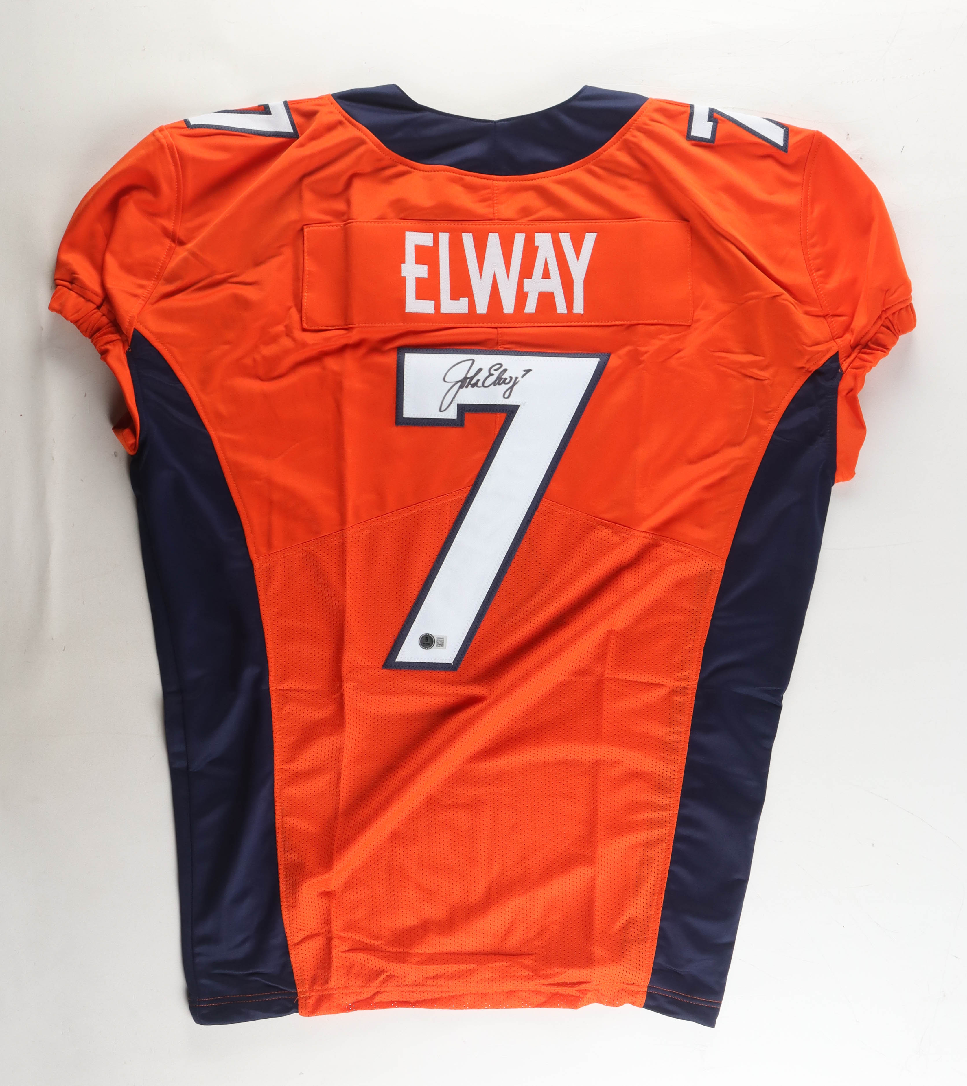 John Elway Signed Jersey (Beckett) at PristineAuction.com John Elway Signed Jersey (Beckett) at PristineAuction.com