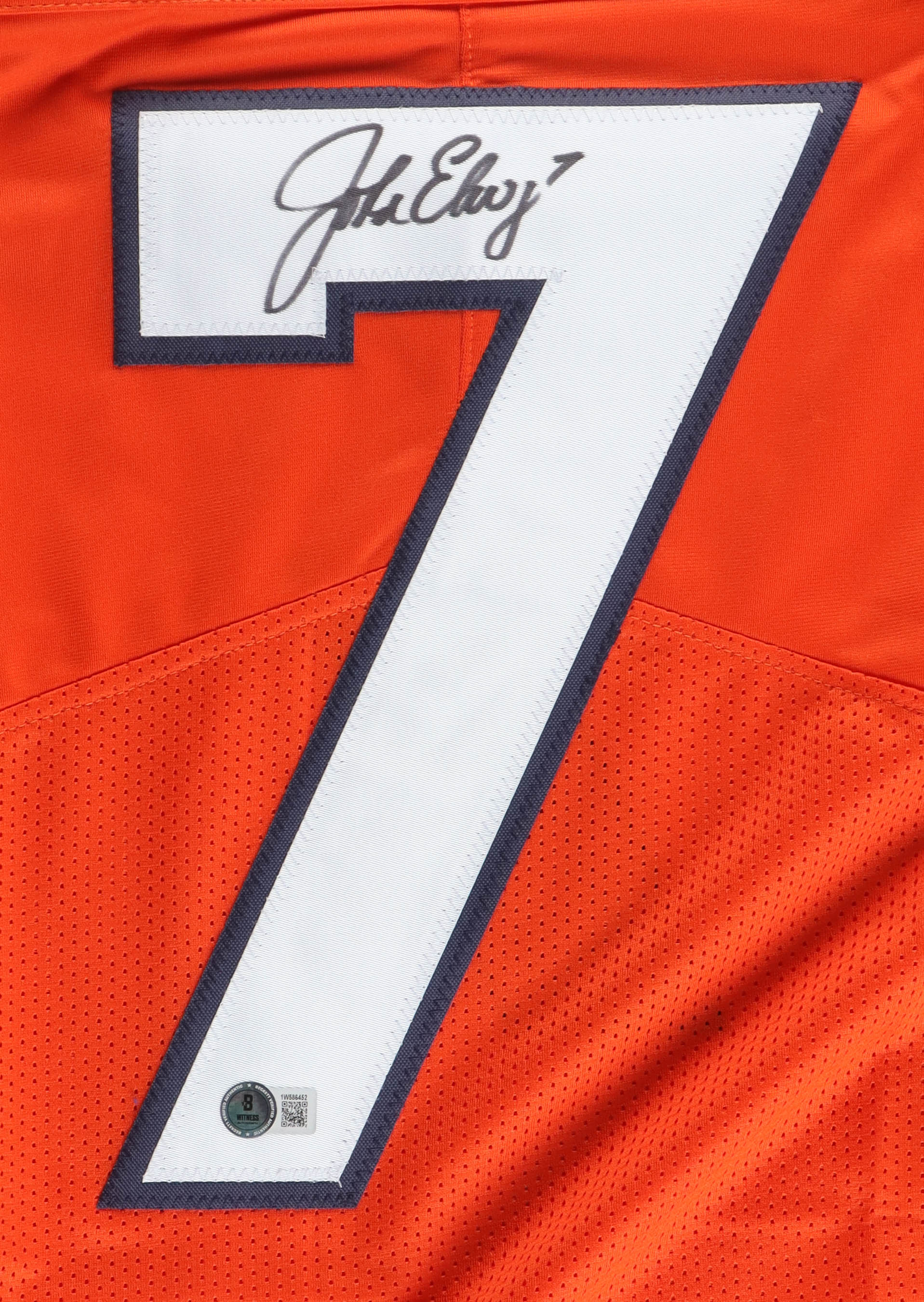John Elway Signed Jersey (Beckett) at PristineAuction.com John Elway Signed Jersey (Beckett) at PristineAuction.com