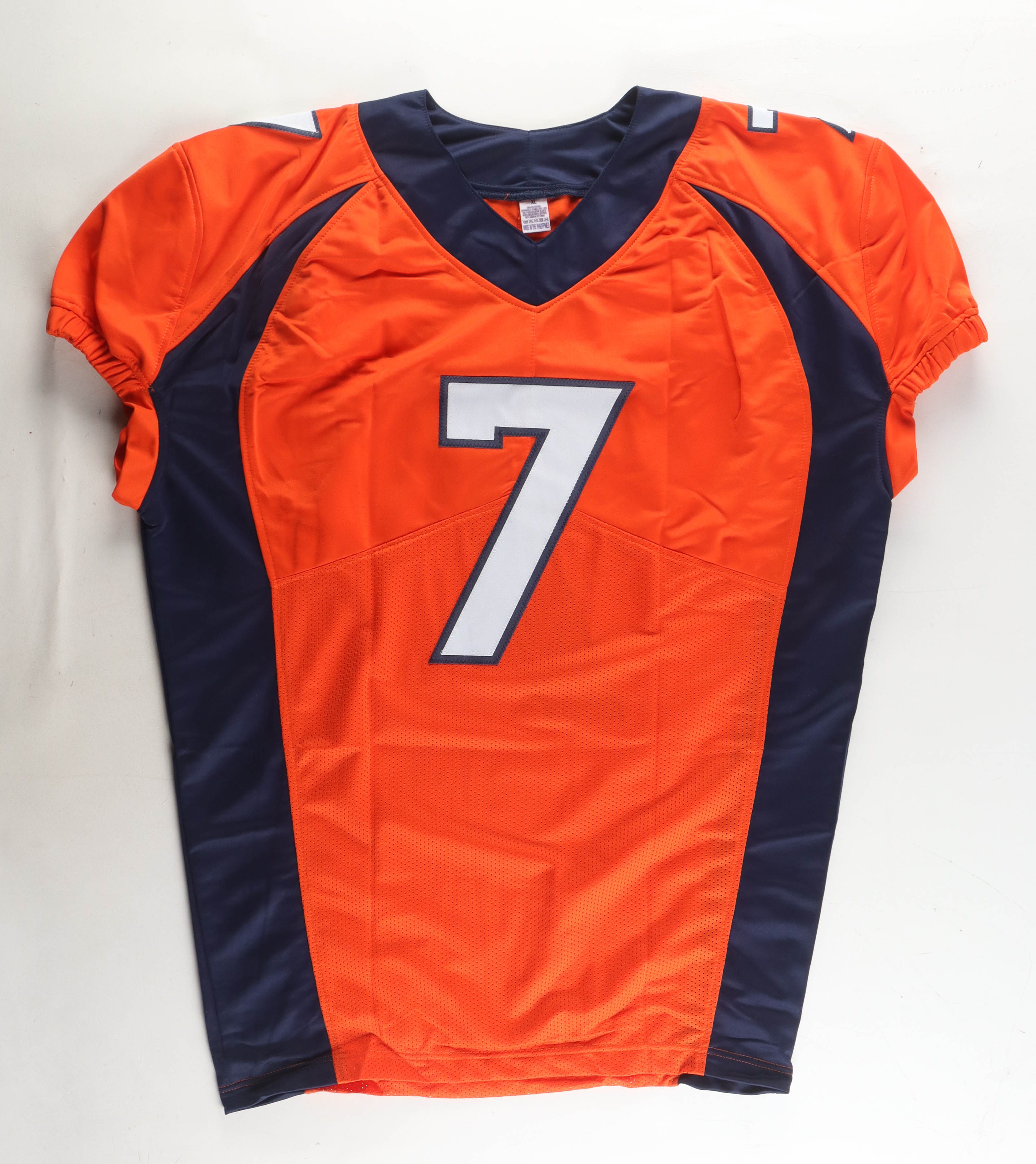 John Elway Signed Jersey (Beckett) at PristineAuction.com John Elway Signed Jersey (Beckett) at PristineAuction.com