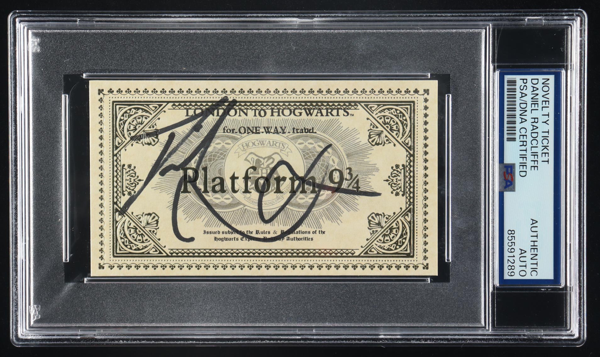 Daniel Radcliffe Signed "Harry Potter" Hogwarts Express Railway Ticket (PSA) at PristineAuction.com Daniel Radcliffe Signed "Harry Potter" Hogwarts Express Railway Ticket (PSA) at PristineAuction.com