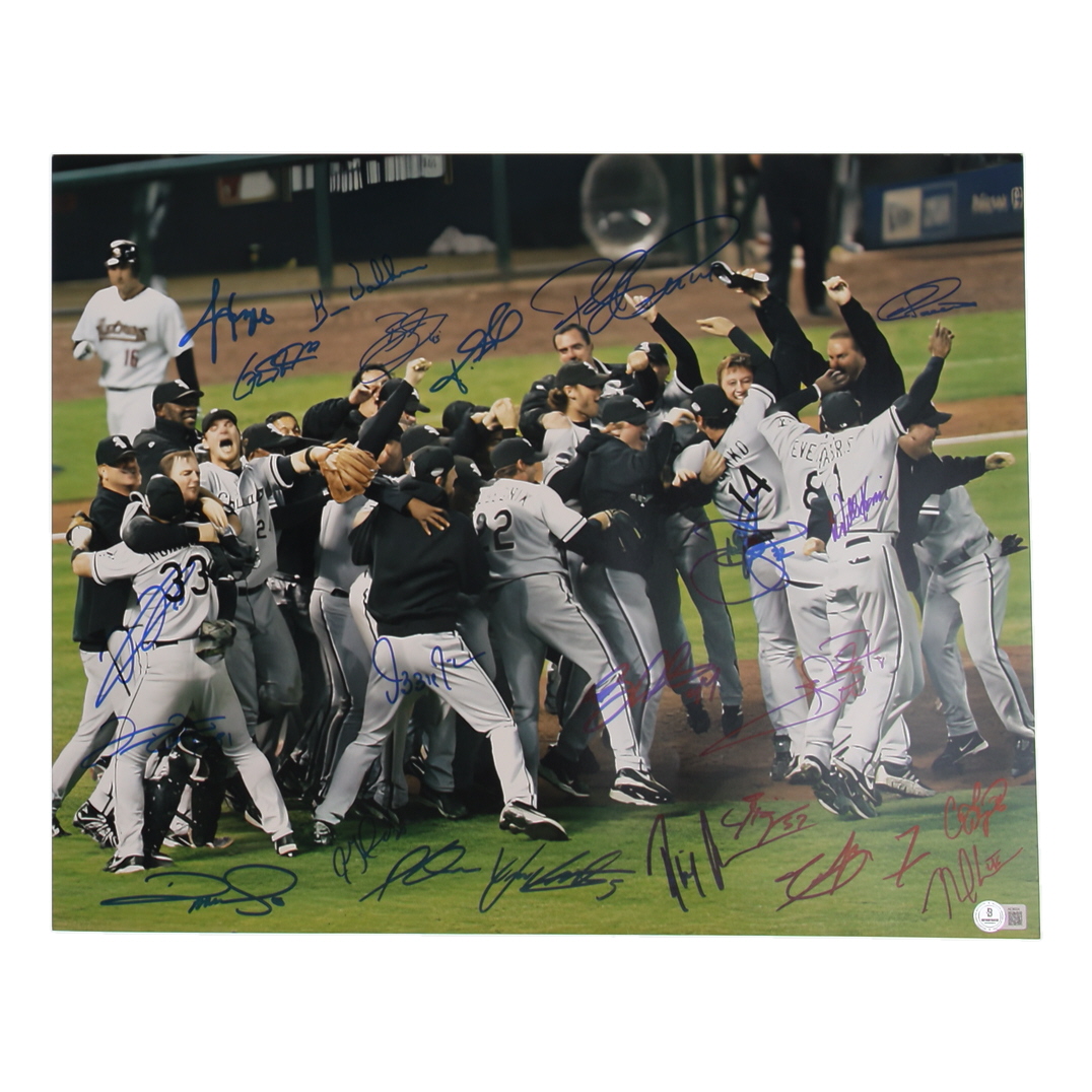 Frank Thomas, Paul Konerko, Jon Garland | White Sox 2005 World Series Champions 16x20 Photo Team-Signed By (23) (Beckett) at PristineAuction.com Frank Thomas, Paul Konerko, Jon Garland | White Sox 2005 World Series Champions 16x20 Photo Team-Signed By (23) (Beckett) at PristineAuction.com