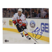 Mark Giordano Signed Flames 8x10 Photo (Beckett) at PristineAuction.com
