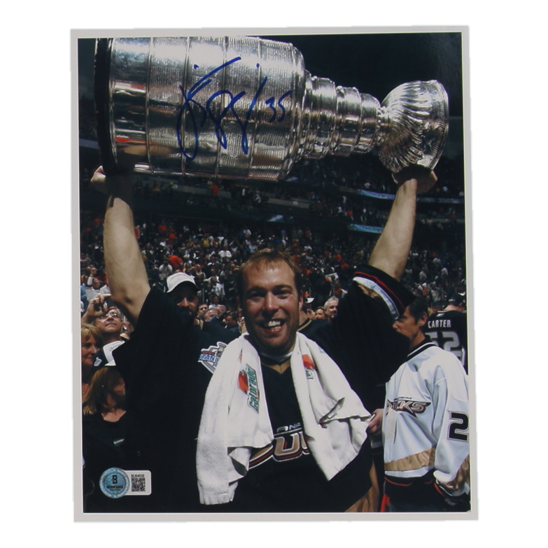 Jean-Sébastien Giguère Signed Ducks 8x10 Photo (Beckett) at PristineAuction.com Jean-Sébastien Giguère Signed Ducks 8x10 Photo (Beckett) at PristineAuction.com
