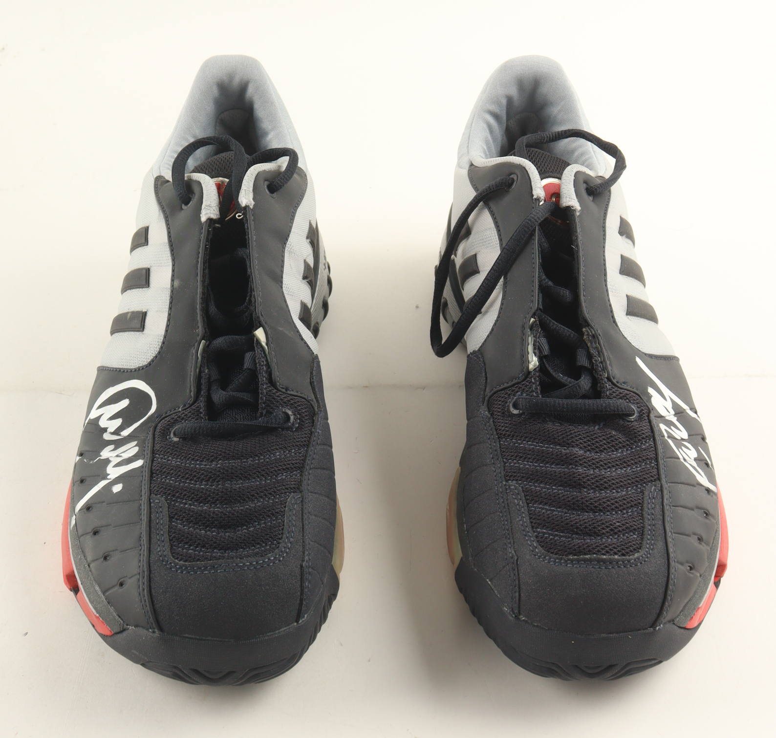 Marat Safin Twice-Signed Pair of Adidas Tennis Shoes (Beckett) at PristineAuction.com Marat Safin Twice-Signed Pair of Adidas Tennis Shoes (Beckett) at PristineAuction.com