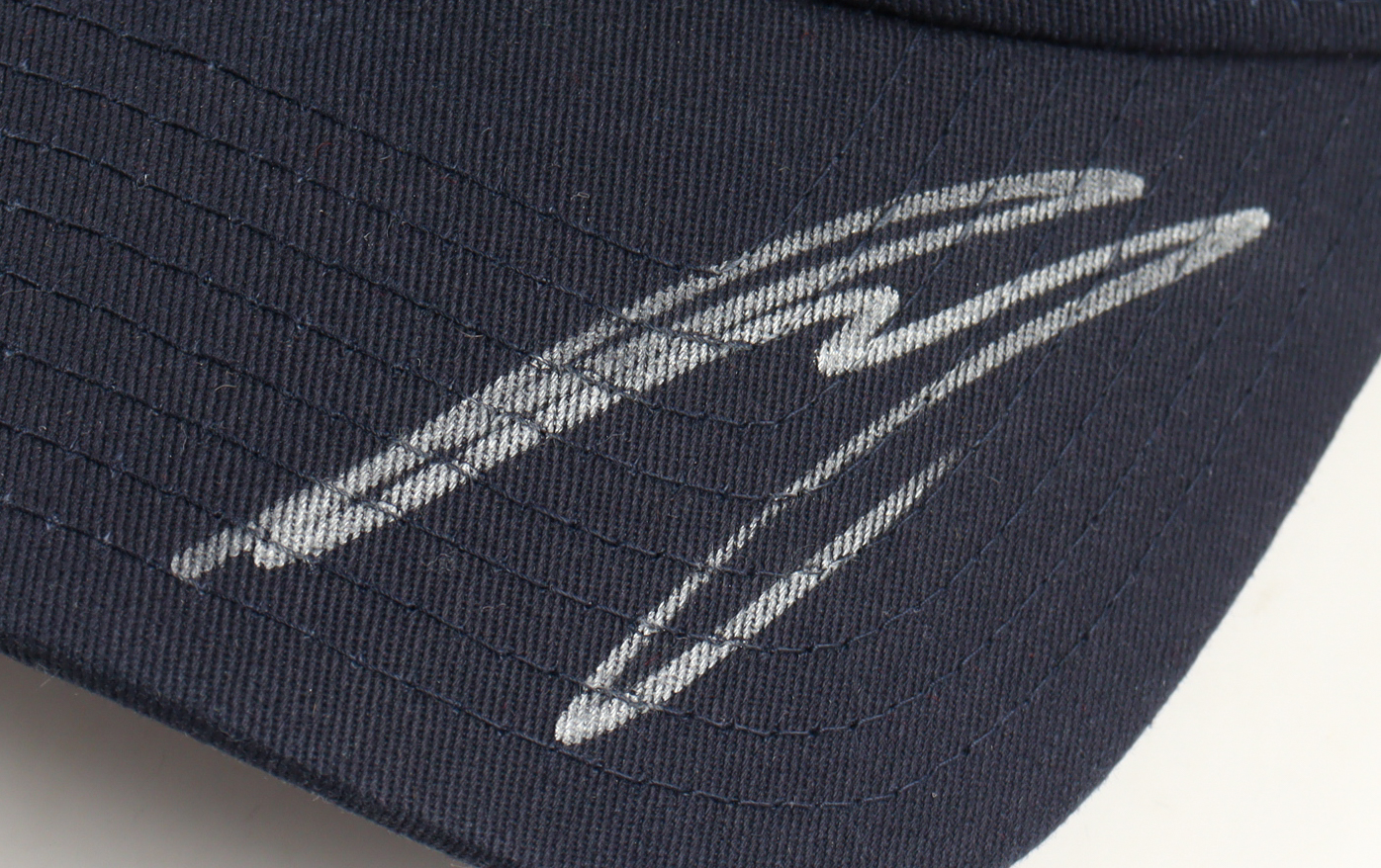 Liam Lawson Signed Redbull Hat (Beckett) at PristineAuction.com Liam Lawson Signed Redbull Hat (Beckett) at PristineAuction.com