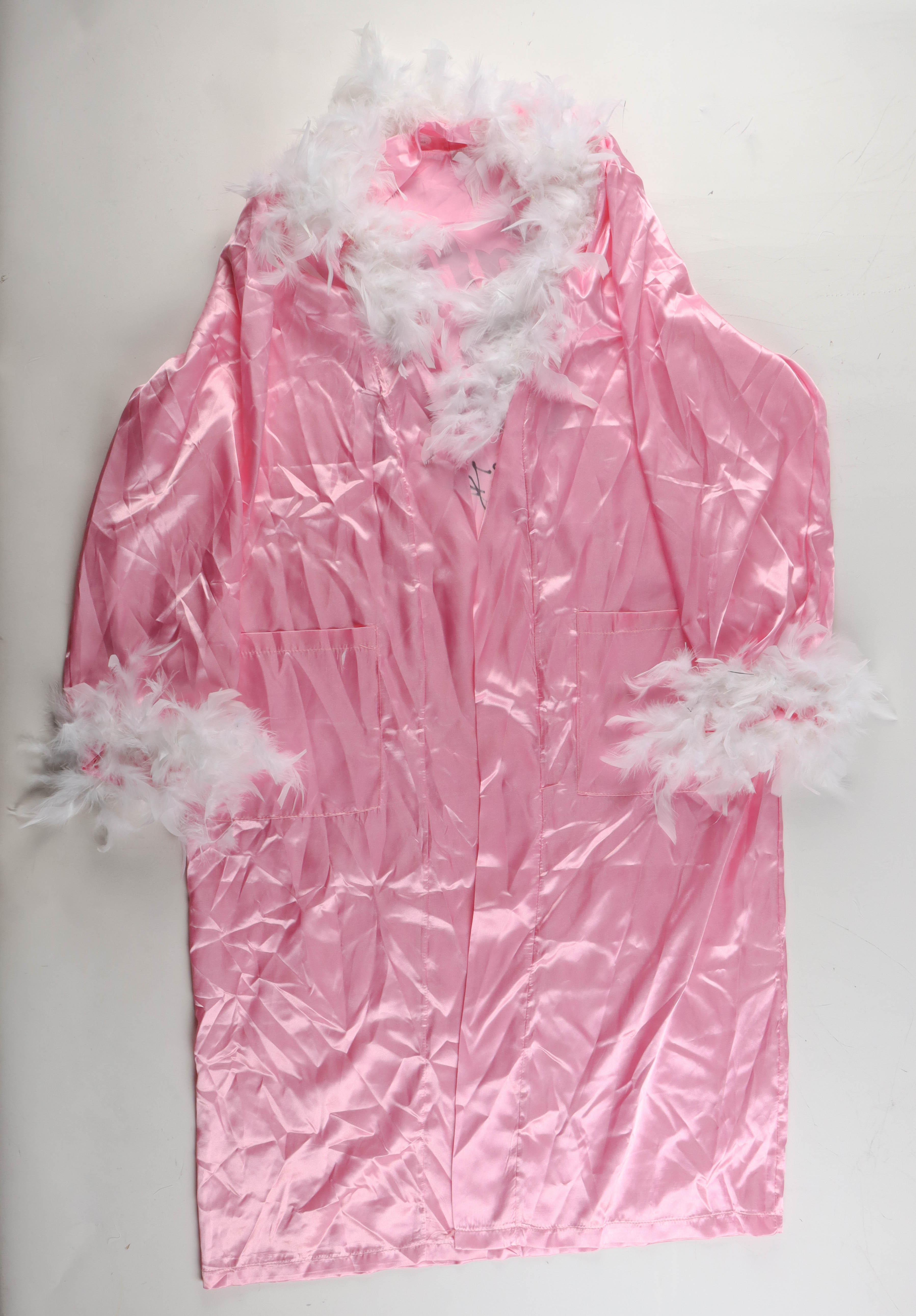 Ric Flair Signed Robe (JSA) at PristineAuction.com Ric Flair Signed Robe (JSA) at PristineAuction.com
