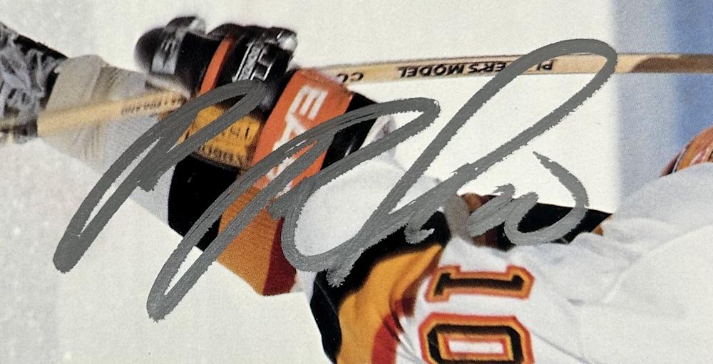 Pavel Bure Signed 1998 Beckett Hockey Card Monthly Magazine (JSA) at PristineAuction.com Pavel Bure Signed 1998 Beckett Hockey Card Monthly Magazine (JSA) at PristineAuction.com