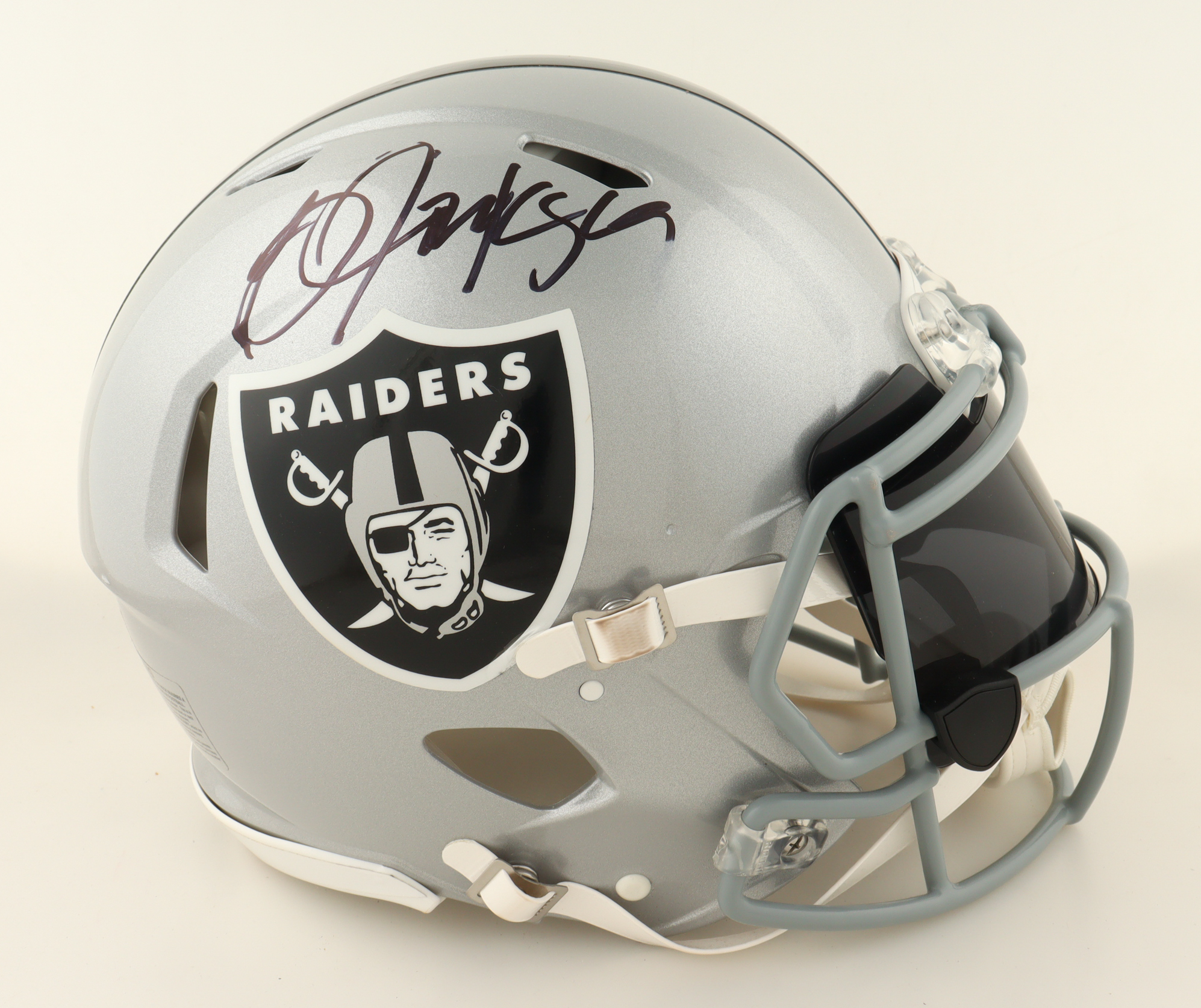Bo Jackson Signed Raiders Full-Size Authentic On-Field Speed Helmet with Visor (Beckett) at PristineAuction.com Bo Jackson Signed Raiders Full-Size Authentic On-Field Speed Helmet with Visor (Beckett) at PristineAuction.com