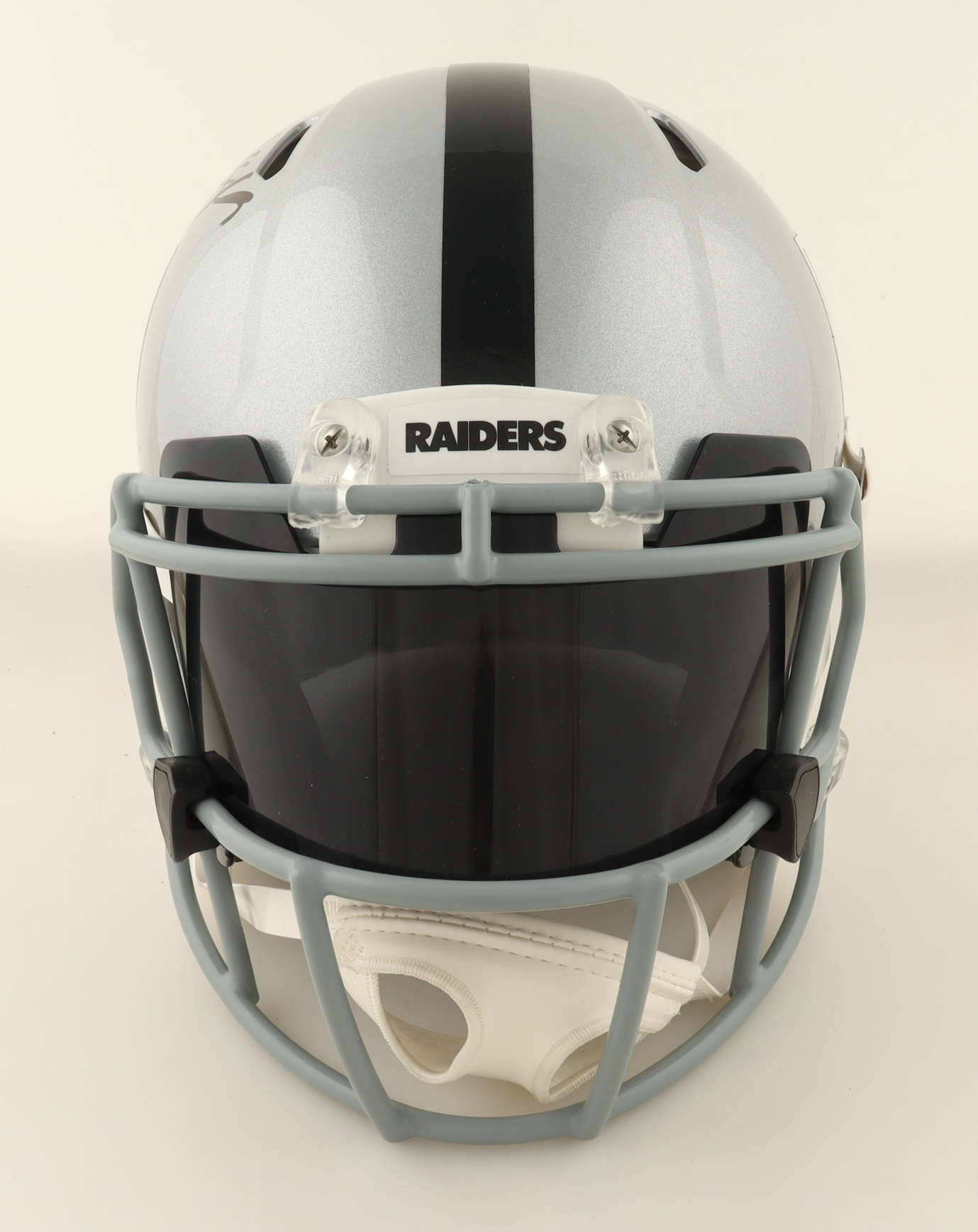 Bo Jackson Signed Raiders Full-Size Authentic On-Field Speed Helmet with Visor (Beckett) at PristineAuction.com Bo Jackson Signed Raiders Full-Size Authentic On-Field Speed Helmet with Visor (Beckett) at PristineAuction.com