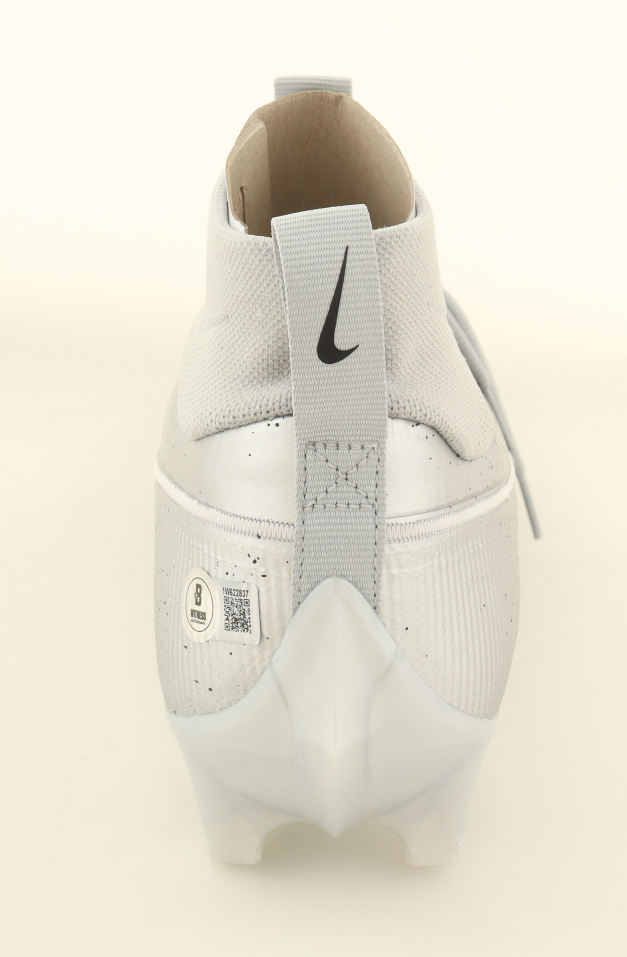 Baker Mayfield Signed Nike Football Cleat (Beckett) at PristineAuction.com Baker Mayfield Signed Nike Football Cleat (Beckett) at PristineAuction.com