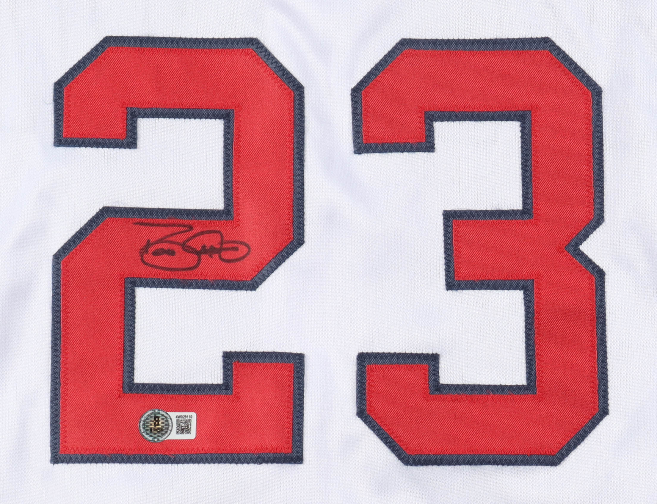 David Justice Signed Jersey (Beckett) at PristineAuction.com David Justice Signed Jersey (Beckett) at PristineAuction.com