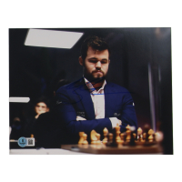 Magnus Carlsen Signed 8x10 Photo (Beckett) at PristineAuction.com
