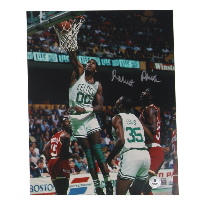 Robert Parish Signed Celtics 8x10 Photo (Beckett) at PristineAuction.com Robert Parish Signed Celtics 8x10 Photo (Beckett) at PristineAuction.com