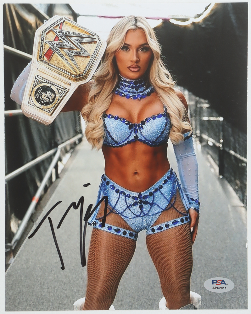 Tiffany Stratton Signed WWE 8x10 Photo (PSA) at PristineAuction.com Tiffany Stratton Signed WWE 8x10 Photo (PSA) at PristineAuction.com