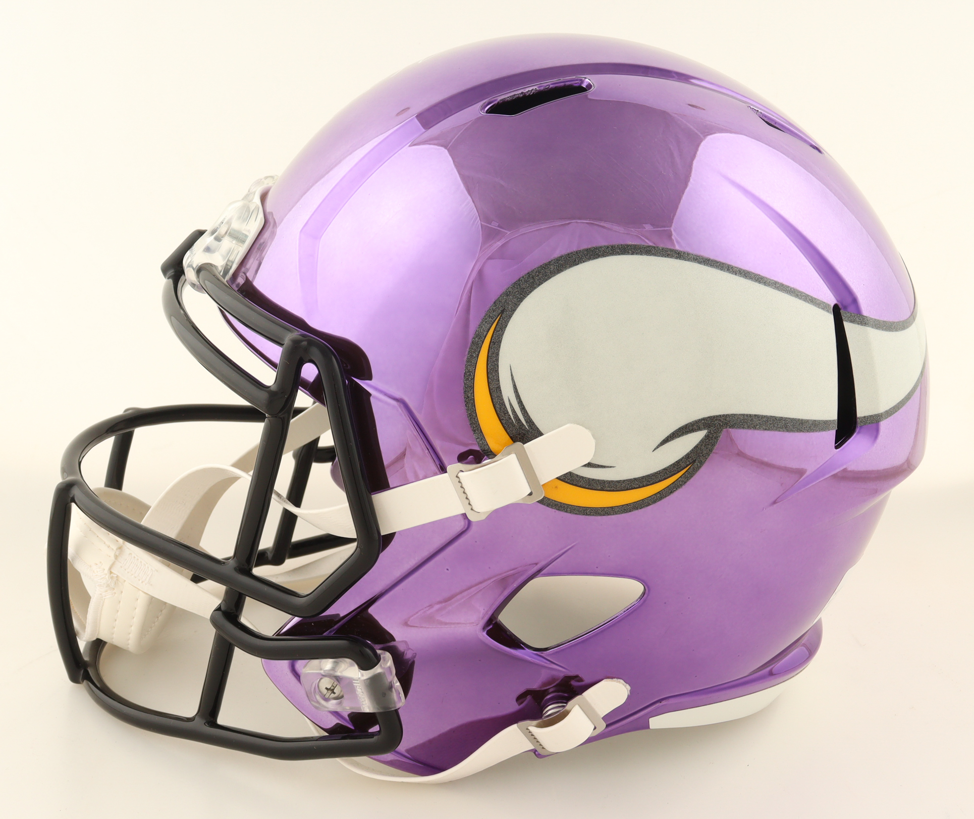 Robert Smith Signed Vikings Full-Size Authentic On-Field Chrome Speed Helmet (JSA) at PristineAuction.com Robert Smith Signed Vikings Full-Size Authentic On-Field Chrome Speed Helmet (JSA) at PristineAuction.com