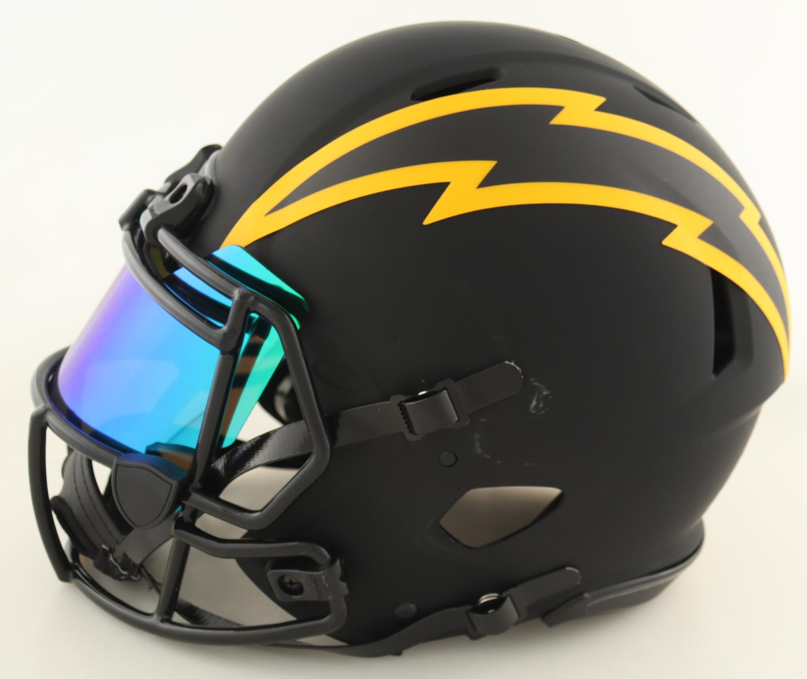 Omarion Hampton Signed Chargers Full-Size Authentic On-Field Eclipse Alternate Speed Helmet with Visor (Beckett) at PristineAuction.com Omarion Hampton Signed Chargers Full-Size Authentic On-Field Eclipse Alternate Speed Helmet with Visor (Beckett) at PristineAuction.com