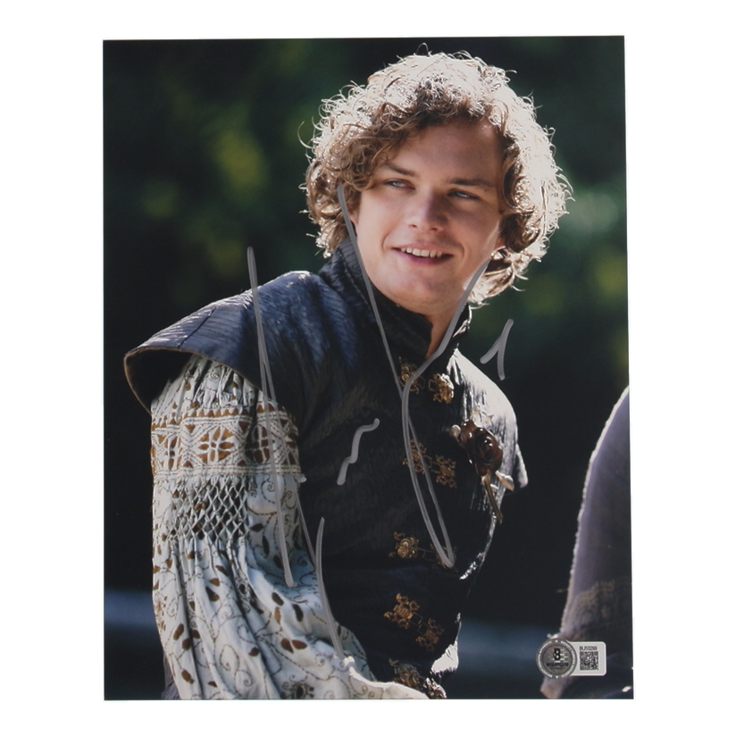 Finn Jones Signed "Game of Thrones" 8x10 Photo (Beckett) at PristineAuction.com Finn Jones Signed "Game of Thrones" 8x10 Photo (Beckett) at PristineAuction.com