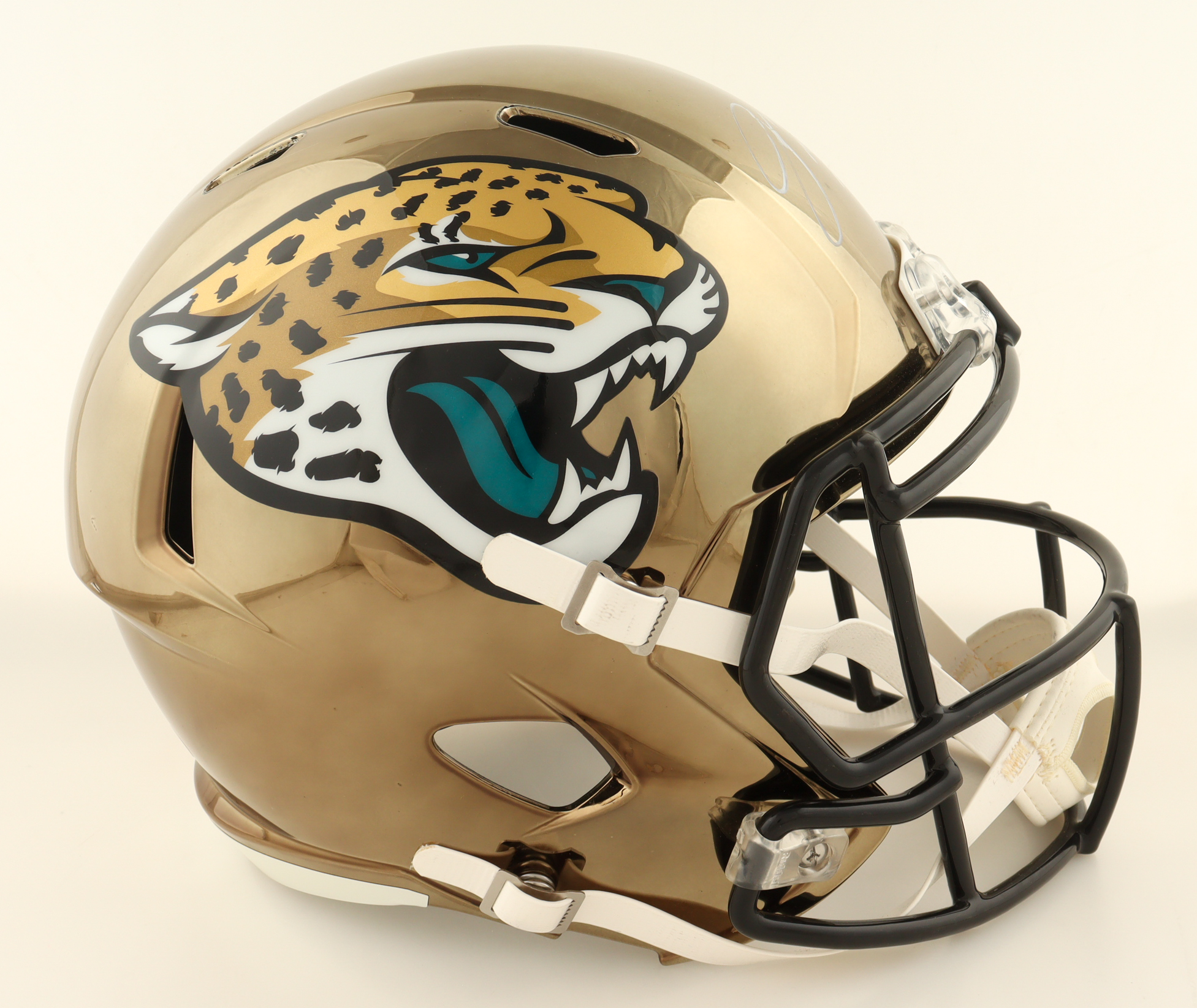 Gardner Minshew Signed Jaguars Full-Size Chrome Speed Helmet Inscribed "Minshew Mania" (Beckett) at PristineAuction.com Gardner Minshew Signed Jaguars Full-Size Chrome Speed Helmet Inscribed "Minshew Mania" (Beckett) at PristineAuction.com