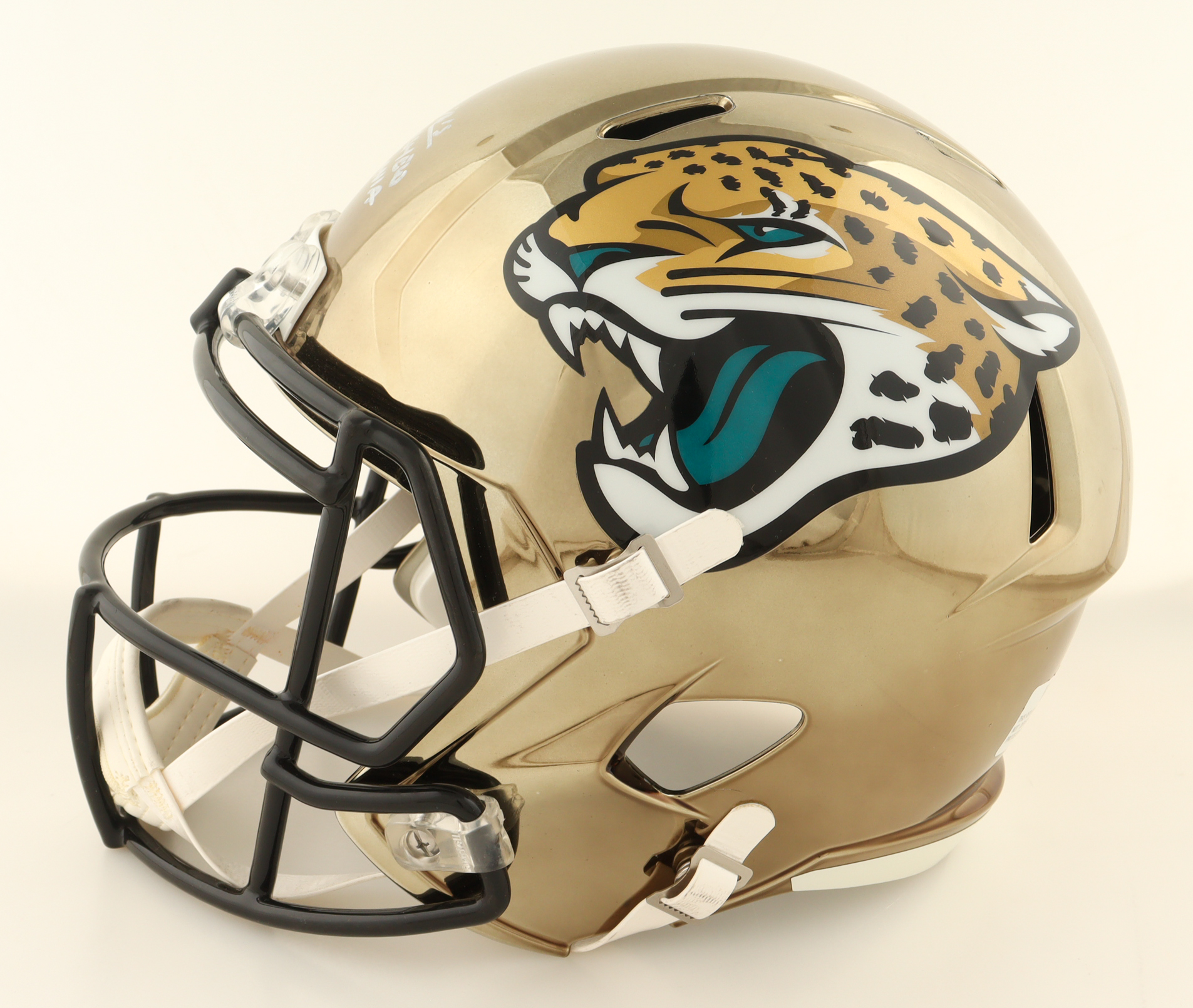 Gardner Minshew Signed Jaguars Full-Size Chrome Speed Helmet Inscribed "Minshew Mania" (Beckett) at PristineAuction.com Gardner Minshew Signed Jaguars Full-Size Chrome Speed Helmet Inscribed "Minshew Mania" (Beckett) at PristineAuction.com