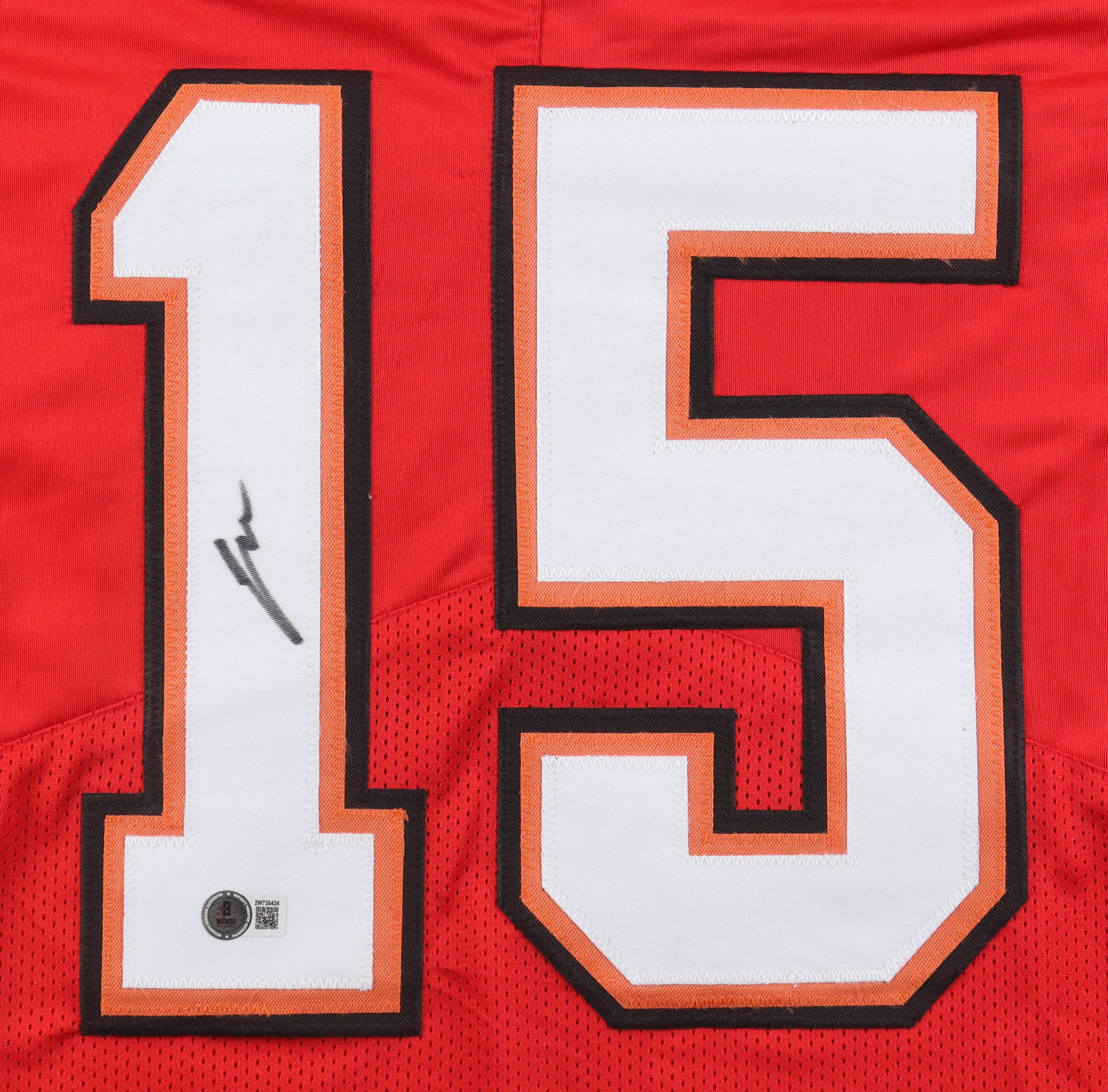 Jalen McMillan Signed Jersey (Beckett) at PristineAuction.com Jalen McMillan Signed Jersey (Beckett) at PristineAuction.com