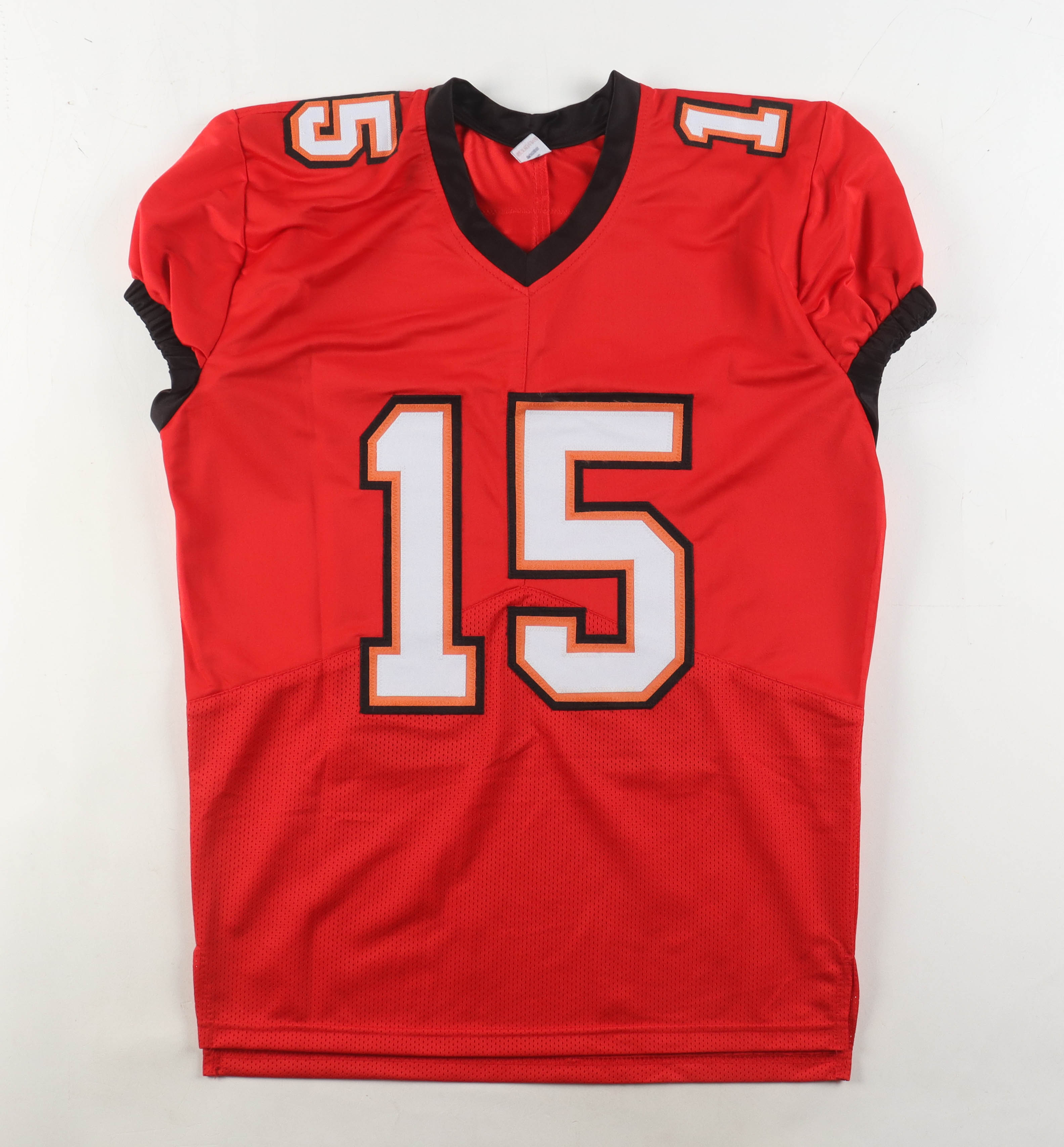 Jalen McMillan Signed Jersey (Beckett) at PristineAuction.com Jalen McMillan Signed Jersey (Beckett) at PristineAuction.com