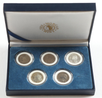 1776-1976 United States First Circulating Comemorative Bicentennial Double Dated (5) Quarter Coin Set With Display Case at PristineAuction.com