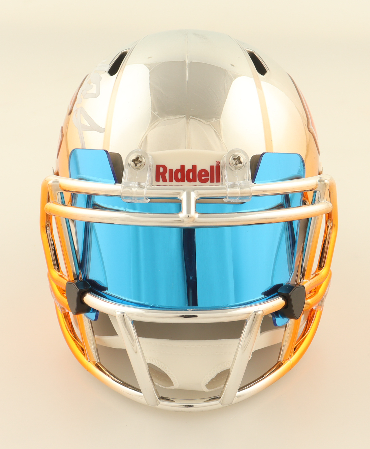 Jim Covert, Richard Dent & Jim McMahon Signed Bears Custom Chrome Alternate Speed Mini Helmet with Custom Visor (Beckett) at PristineAuction.com Jim Covert, Richard Dent & Jim McMahon Signed Bears Custom Chrome Alternate Speed Mini Helmet with Custom Visor (Beckett) at PristineAuction.com