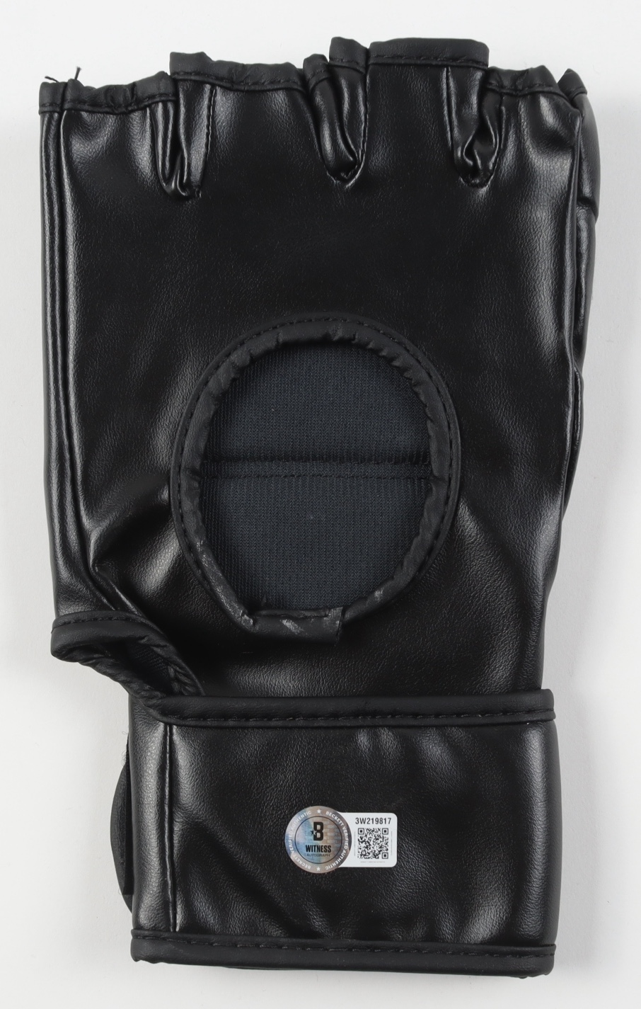 Alex Pereira Signed MMA Custom Brazil Glove (Beckett) at PristineAuction.com Alex Pereira Signed MMA Custom Brazil Glove (Beckett) at PristineAuction.com