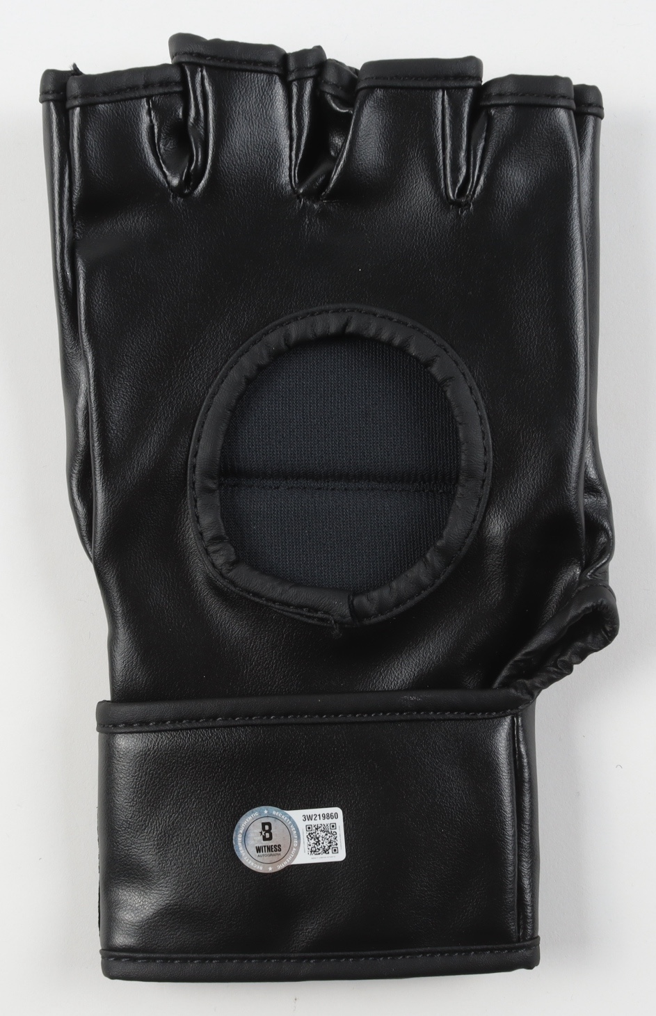 Alex Pereira Signed MMA Custom Brazil Glove (Beckett) at PristineAuction.com Alex Pereira Signed MMA Custom Brazil Glove (Beckett) at PristineAuction.com