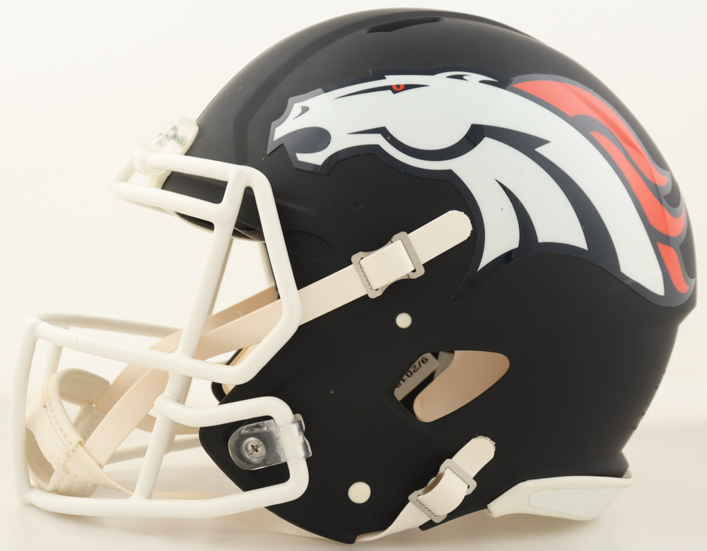 Terrell Davis Signed Broncos Full-Size Authentic On-Field Eclipse Alternate Speed Helmet Inscribed "SB XXXII MVP" (Davis) at PristineAuction.com Terrell Davis Signed Broncos Full-Size Authentic On-Field Eclipse Alternate Speed Helmet Inscribed "SB XXXII MVP" (Davis) at PristineAuction.com