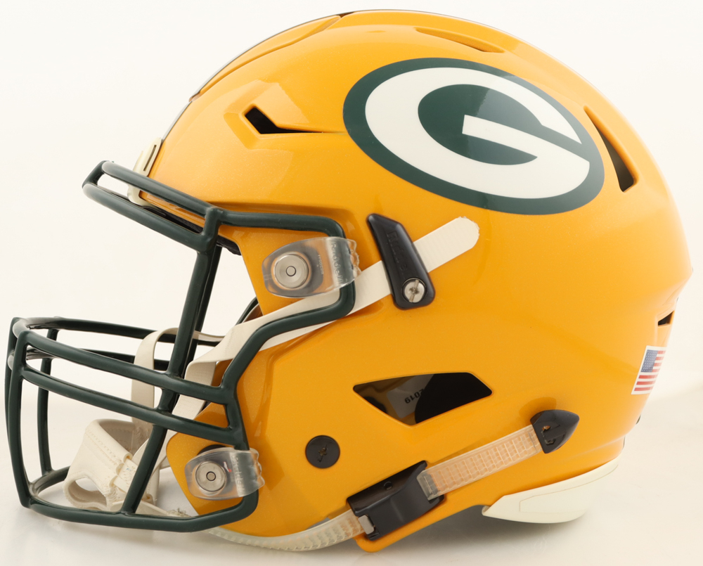Brett Favre Signed Packers Full-Size Authentic On-Field SpeedFlex Helmet (Favre) at PristineAuction.com Brett Favre Signed Packers Full-Size Authentic On-Field SpeedFlex Helmet (Favre) at PristineAuction.com