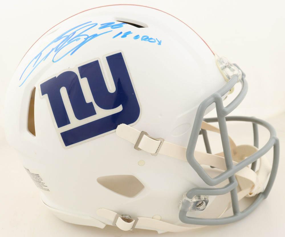 Saquon Barkley Signed Giants Full-Size Authentic On-Field Speed Helmet Inscribed "2018 OROY" (Beckett) at PristineAuction.com Saquon Barkley Signed Giants Full-Size Authentic On-Field Speed Helmet Inscribed "2018 OROY" (Beckett) at PristineAuction.com