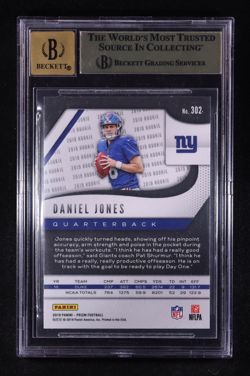Daniel Jones Signed 2019 Panini Prizm #302 RC (BAS 9.5 | Auto 10) at PristineAuction.com Daniel Jones Signed 2019 Panini Prizm #302 RC (BAS 9.5 | Auto 10) at PristineAuction.com
