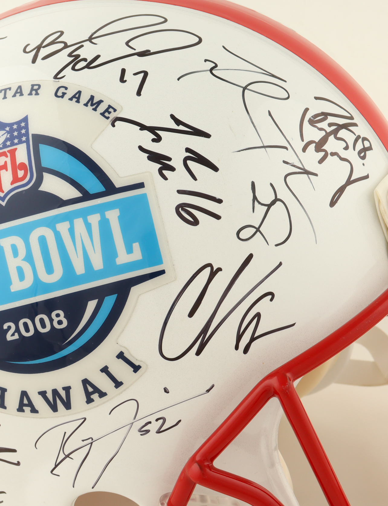 2008 AFC Pro Bowlers Full-Size Authentic On-Field Helmet Signed by (33) with Peyton Manning, Ben Roethlisberger, DeMeco Ryans, Tony Gonzalez (Beckett & JSA) at PristineAuction.com 2008 AFC Pro Bowlers Full-Size Authentic On-Field Helmet Signed by (33) with Peyton Manning, Ben Roethlisberger, DeMeco Ryans, Tony Gonzalez (Beckett & JSA) at PristineAuction.com