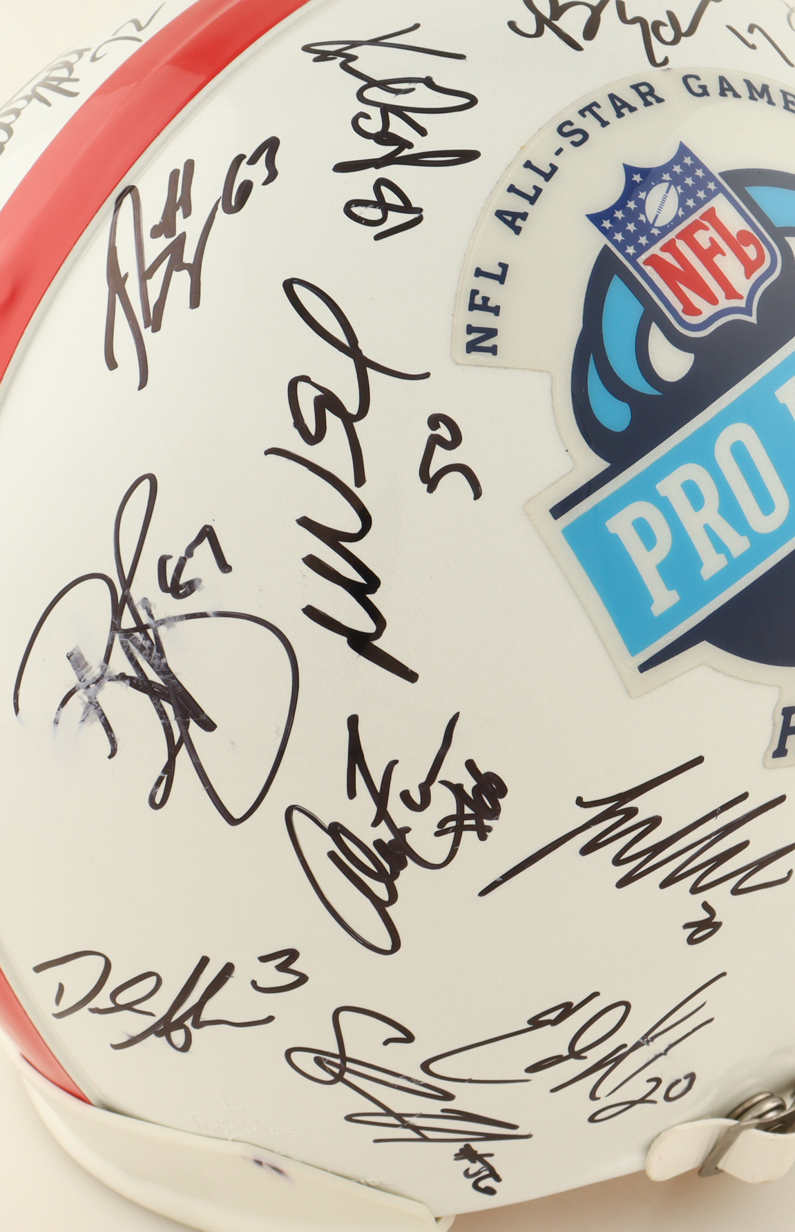 2008 AFC Pro Bowlers Full-Size Authentic On-Field Helmet Signed by (33) with Peyton Manning, Ben Roethlisberger, DeMeco Ryans, Tony Gonzalez (Beckett & JSA) at PristineAuction.com 2008 AFC Pro Bowlers Full-Size Authentic On-Field Helmet Signed by (33) with Peyton Manning, Ben Roethlisberger, DeMeco Ryans, Tony Gonzalez (Beckett & JSA) at PristineAuction.com