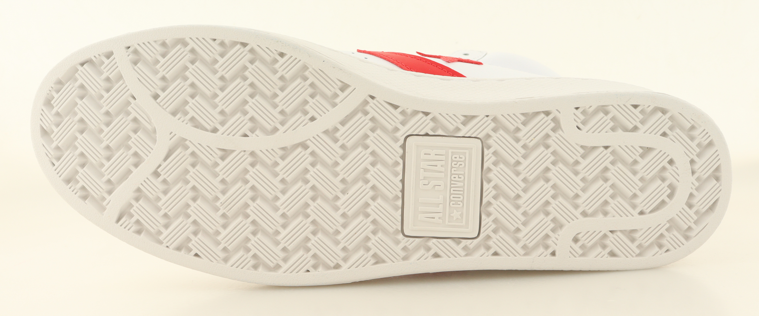 Julius "Dr. J" Erving Signed Converse All-Star Leather Basketball Shoe (Beckett) at PristineAuction.com Julius "Dr. J" Erving Signed Converse All-Star Leather Basketball Shoe (Beckett) at PristineAuction.com