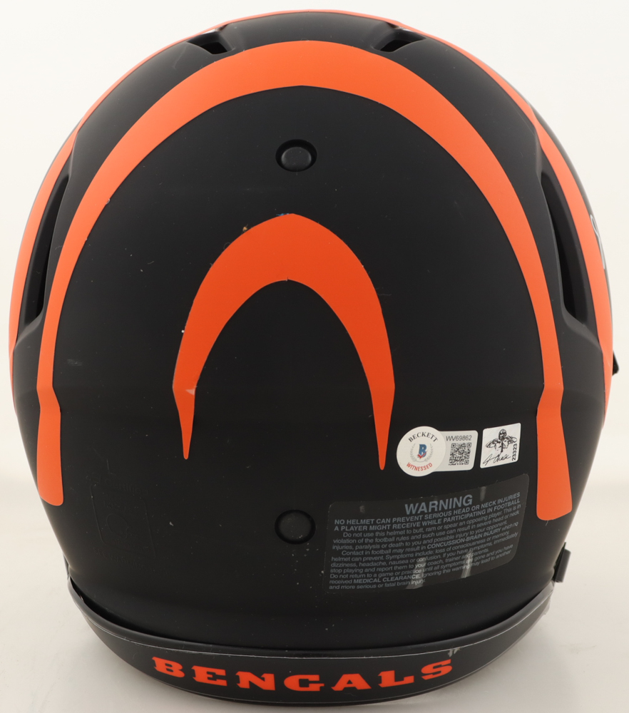 Ja'Marr Chase Signed Bengals Full-Size Authentic On-Field Eclipse Alternate Speed Helmet (Beckett & Chase) at PristineAuction.com Ja'Marr Chase Signed Bengals Full-Size Authentic On-Field Eclipse Alternate Speed Helmet (Beckett & Chase) at PristineAuction.com