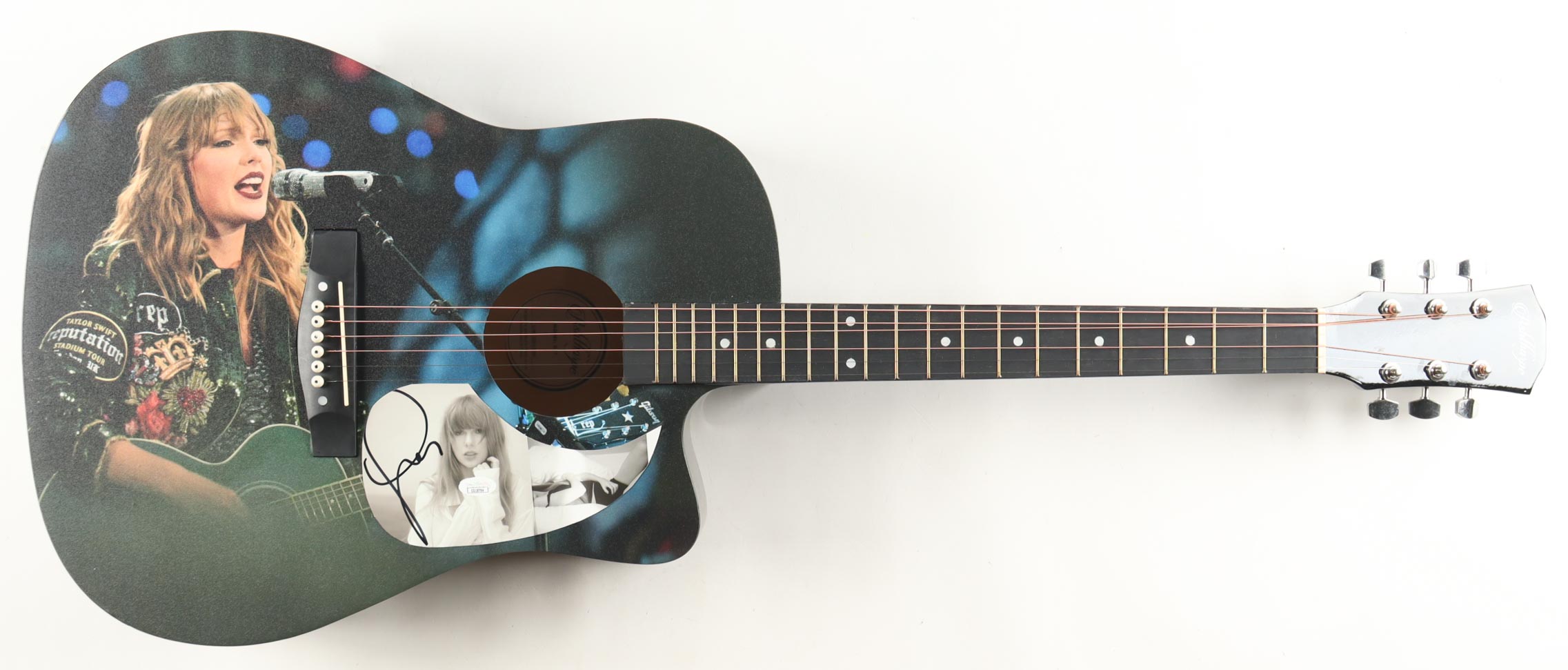 Taylor Swift Guitar with Signed Custom Insert Pickguard (JSA) at PristineAuction.com Taylor Swift Guitar with Signed Custom Insert Pickguard (JSA) at PristineAuction.com